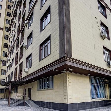 Appartamento 2-Ком Квартира Bishkek Esterno foto